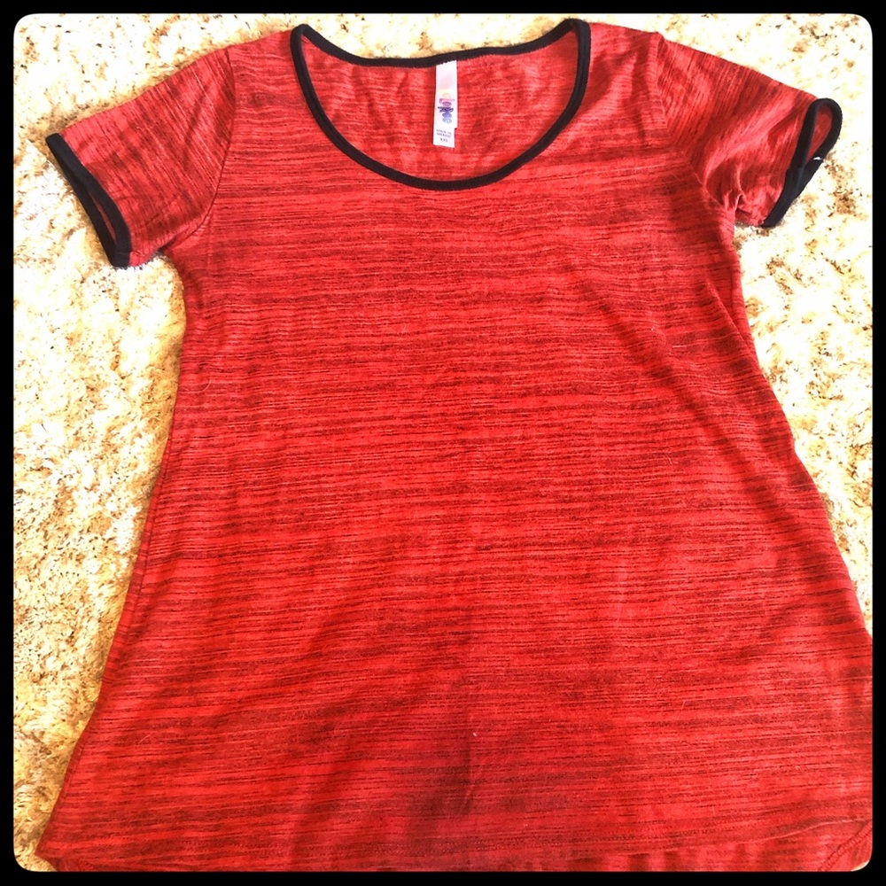 Lularoe Classic T EUC